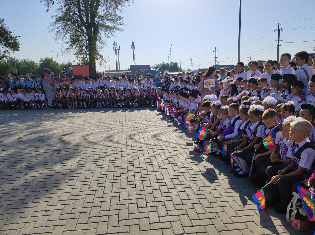 Фотографии школы.